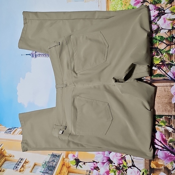 Lululemon Tan Commision Fit Pants Size 30x30 - Picture 4 of 4